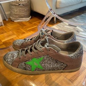 Golden Goose Sneakers size 9